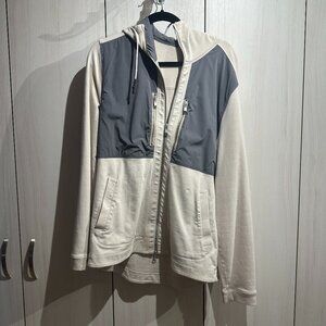 EUC Men's Lululemon color block jacket Large